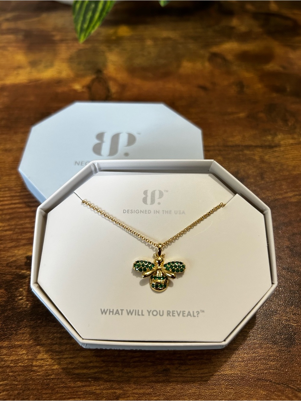 Bomb Party Exclusive Bringback Bee Gold Necklace